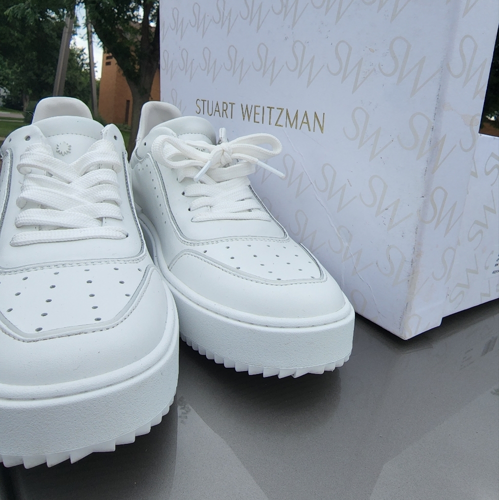 Men white shoes/STUART WEITZMAN